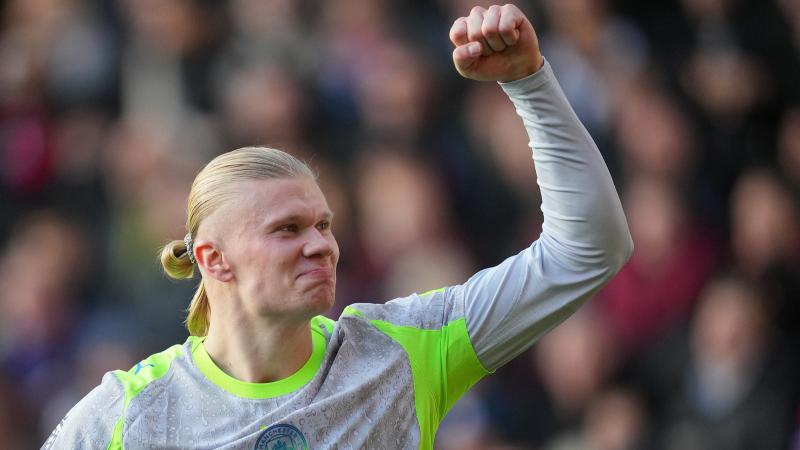 这一球让全队士气爆棚（这一球瞬间点燃全队斗志）