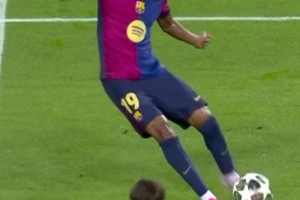 官方：不莱梅与18岁后卫施梅特根斯签下首份职业合同（官宣：不莱梅与18岁后卫施梅特根斯签订生涯首份职业合约）