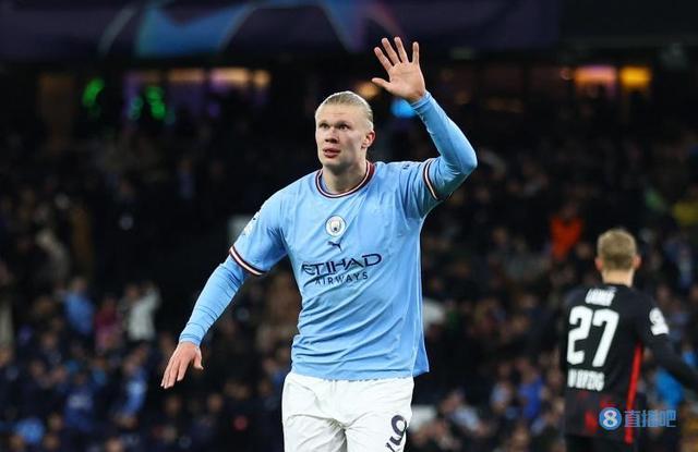 塞维利亚爆冷击败强敌震惊全西班牙（塞维利亚爆冷掀翻豪强，震撼西班牙足坛）