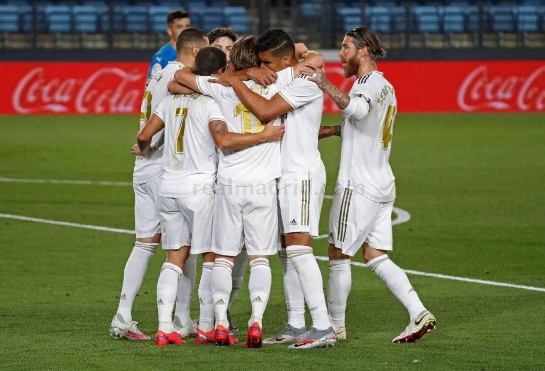 队报本周最佳海外球员阵：康沃首秀获成功，格列兹曼再度入选（队报本周海外最佳阵容揭晓：康沃首秀告捷，格列兹曼再度上榜）