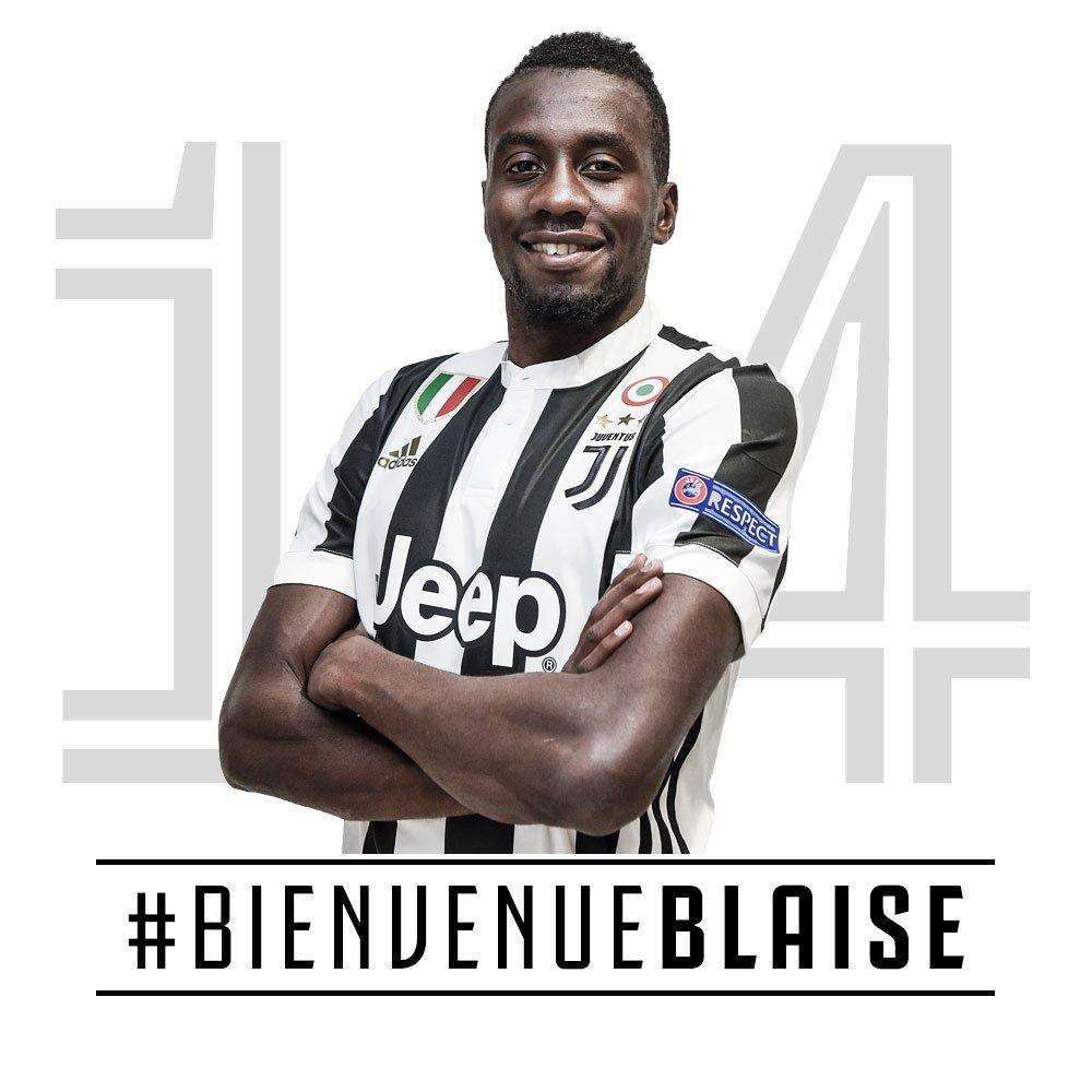 詹姆斯关键时刻稳住节奏（决胜时刻詹姆斯掌控全局）