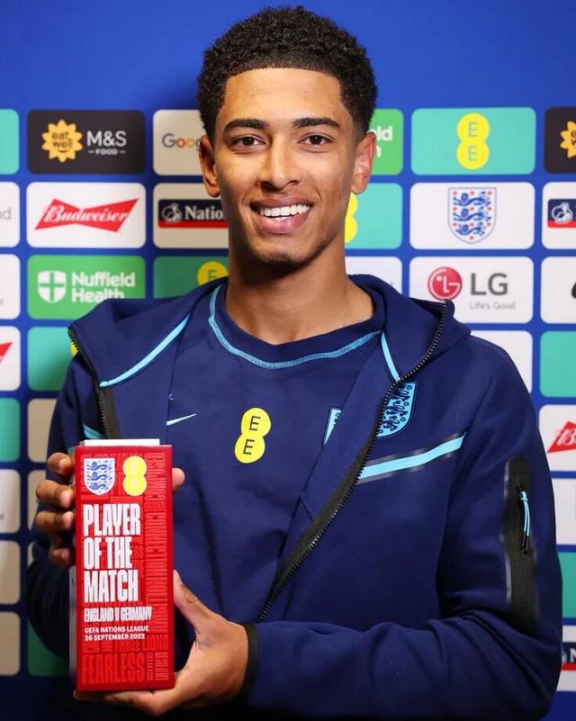 成都混团世界杯决赛对阵：国乒vs日本，今晚19点打响（混团世界杯成都决赛上演：国乒迎战日本，今晚19：00开赛）