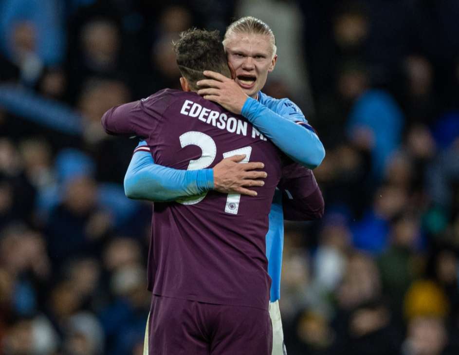 邮报整理C罗豪车收藏：有多辆布加迪，最贵的车价值850万英镑（邮报盘点C罗名车库：布加迪不止一辆，顶级车型价值850万英镑）