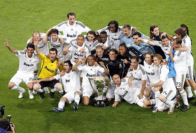 库尔图瓦：当下我肯定是最佳门将之一；没感觉更衣室关系不好（库尔图瓦：我当下无疑是顶级门将之一；更衣室关系并不紧张）