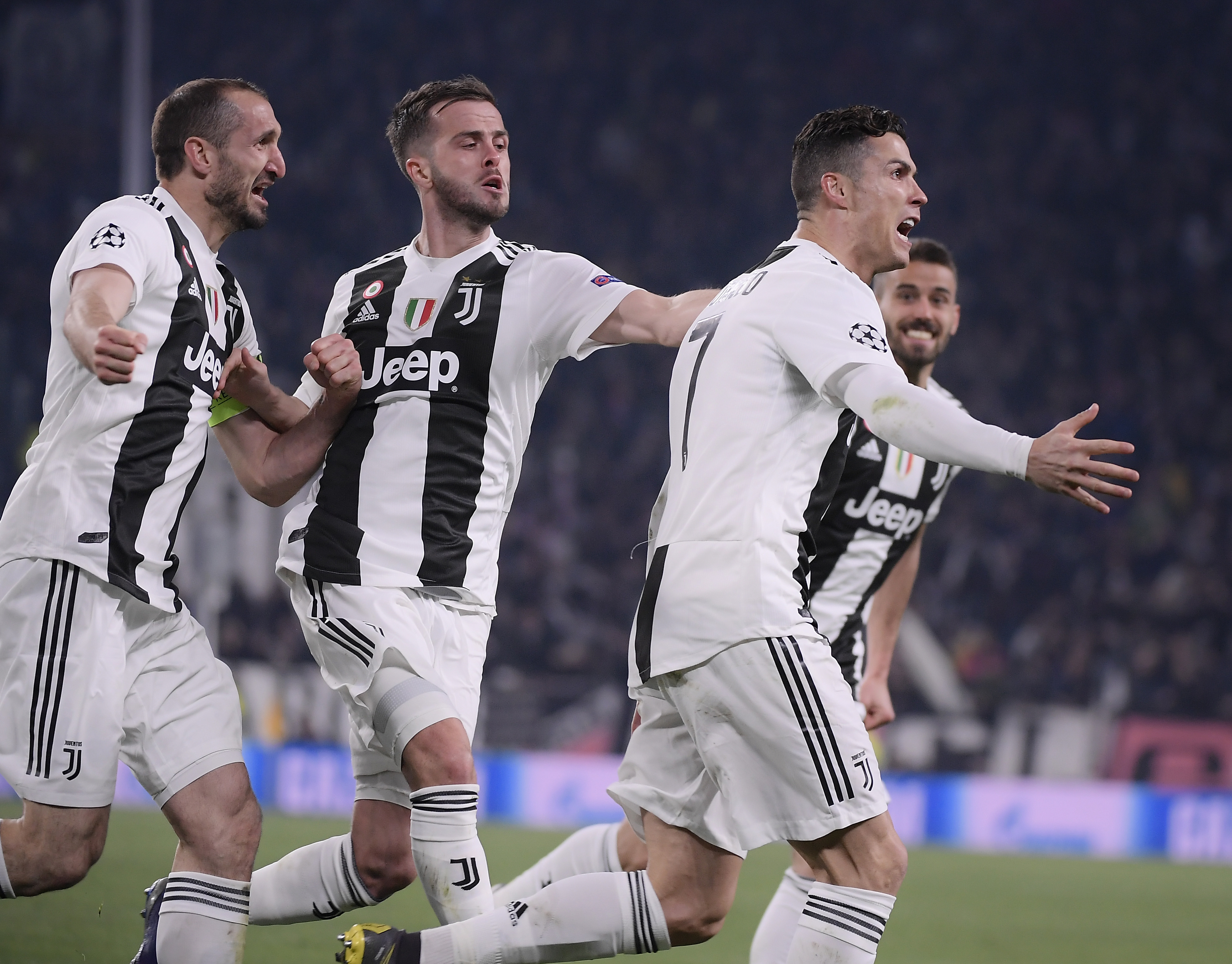 朴智星：韩国队可以冲击世界杯8强，但更现实的目标是小组出线（朴智星：韩国队有望冲击世界杯八强，但更务实的目标是先确保小组出线）