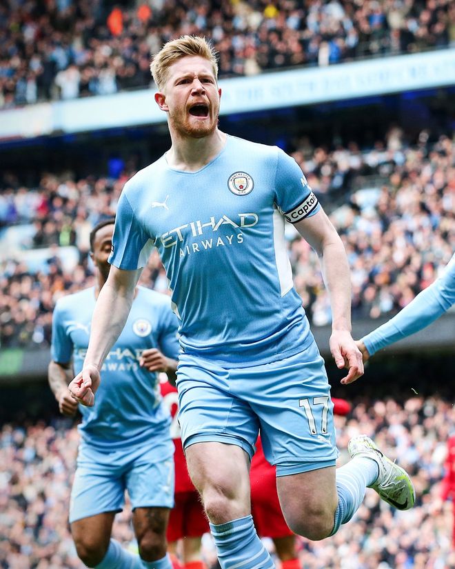 欧文突破防守造成杀伤球成功（欧文强突撕裂防线造犯规打成）